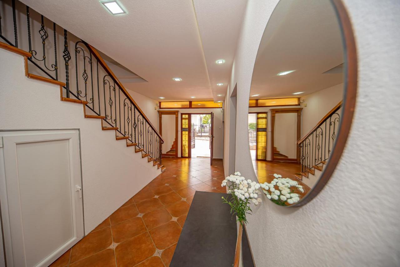 Apartment Marcic Bar Exterior photo
